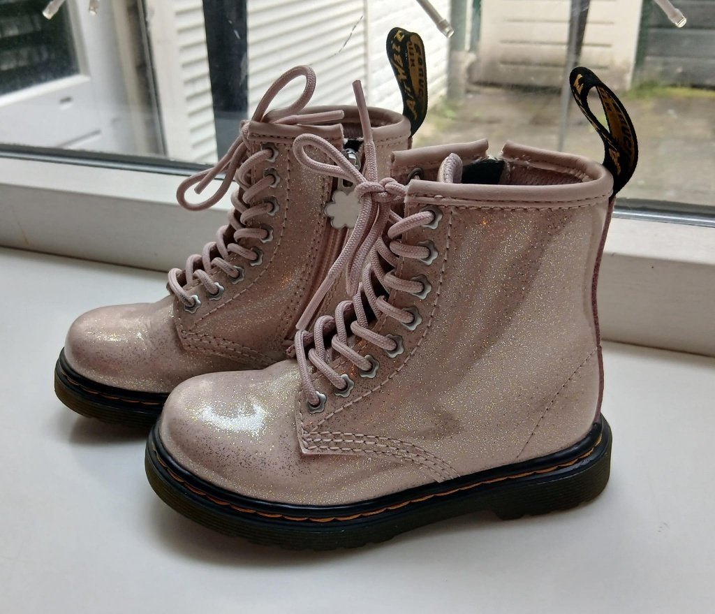 kinderschoenen maat 24 poederroze Dr. Martens, Dr. Martens, Meisje, Schoenen, Ophalen of Verzenden