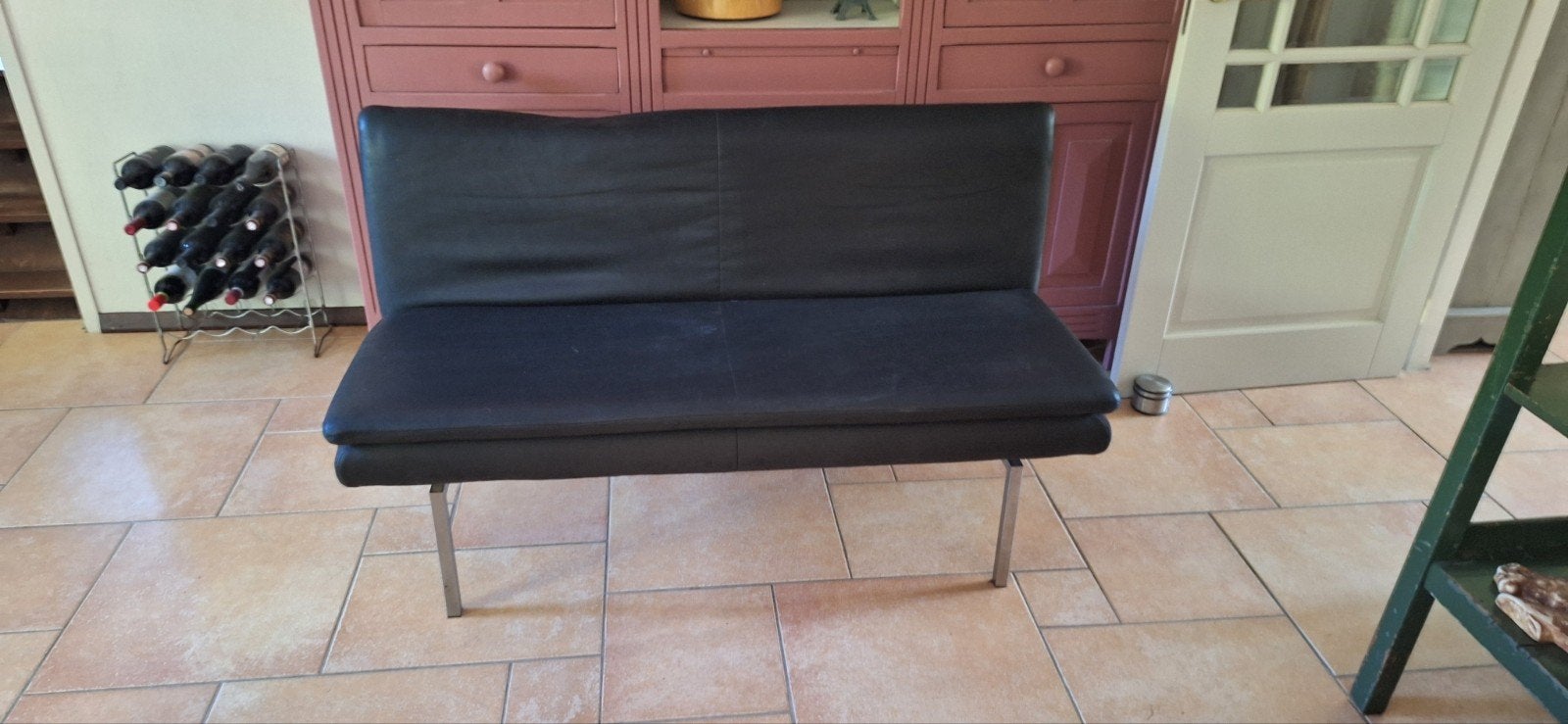 Zwarte leren eetbank met metalen poten, Huis en Inrichting, Stoelen, Ophalen, Gebruikt, Twee, Zwart