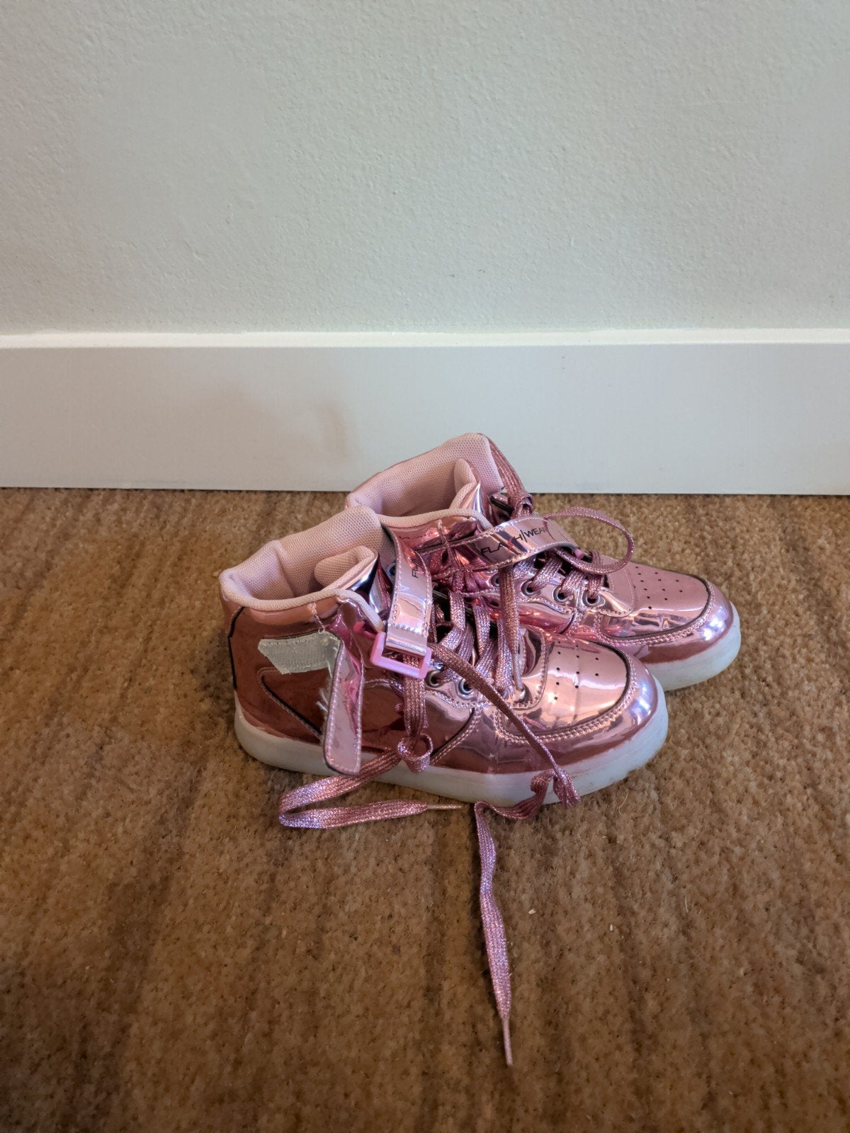 Roze lichtgevende schoenen maat 34, goede staat, Ophalen of Verzenden, Zo goed als nieuw, Meisje