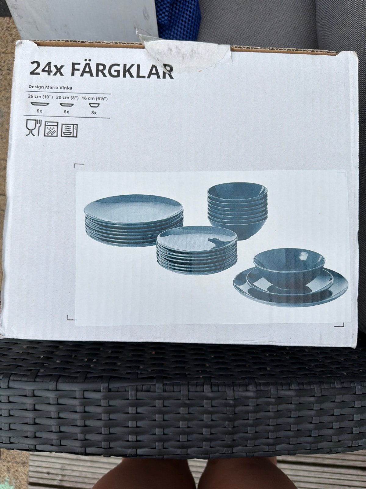 Nieuw IKEA FÄRGKLAR 24-delig servies set - nooit gebruikt, Ophalen, Nieuw, IKEA, Compleet servies