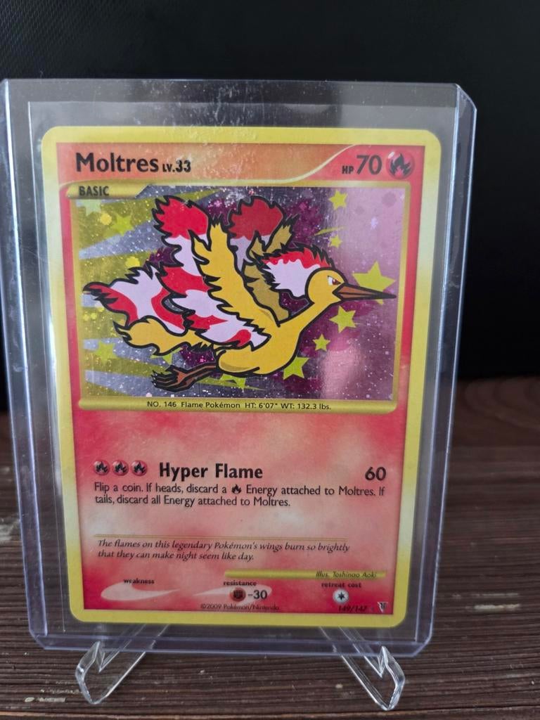 Moltres LV.33 Pokémon Kaart - Hyper Flame 146/147, Ophalen of Verzenden, Zo goed als nieuw, Losse kaart, Foil