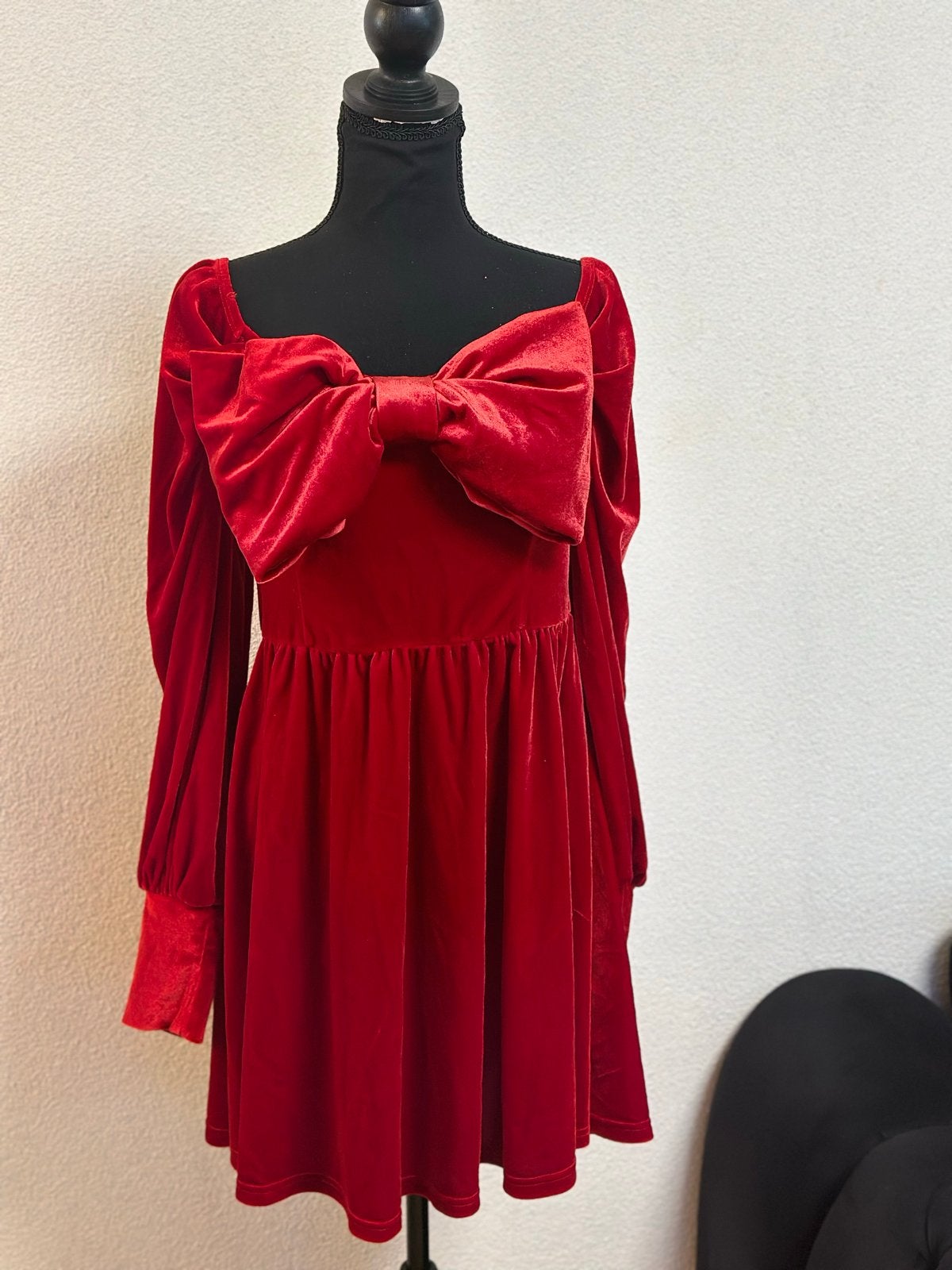 Rode fluwelen jurk met strik, Kleding | Dames, Jurken, Ophalen, Zo goed als nieuw, Maat 36 (S), Boven de knie
