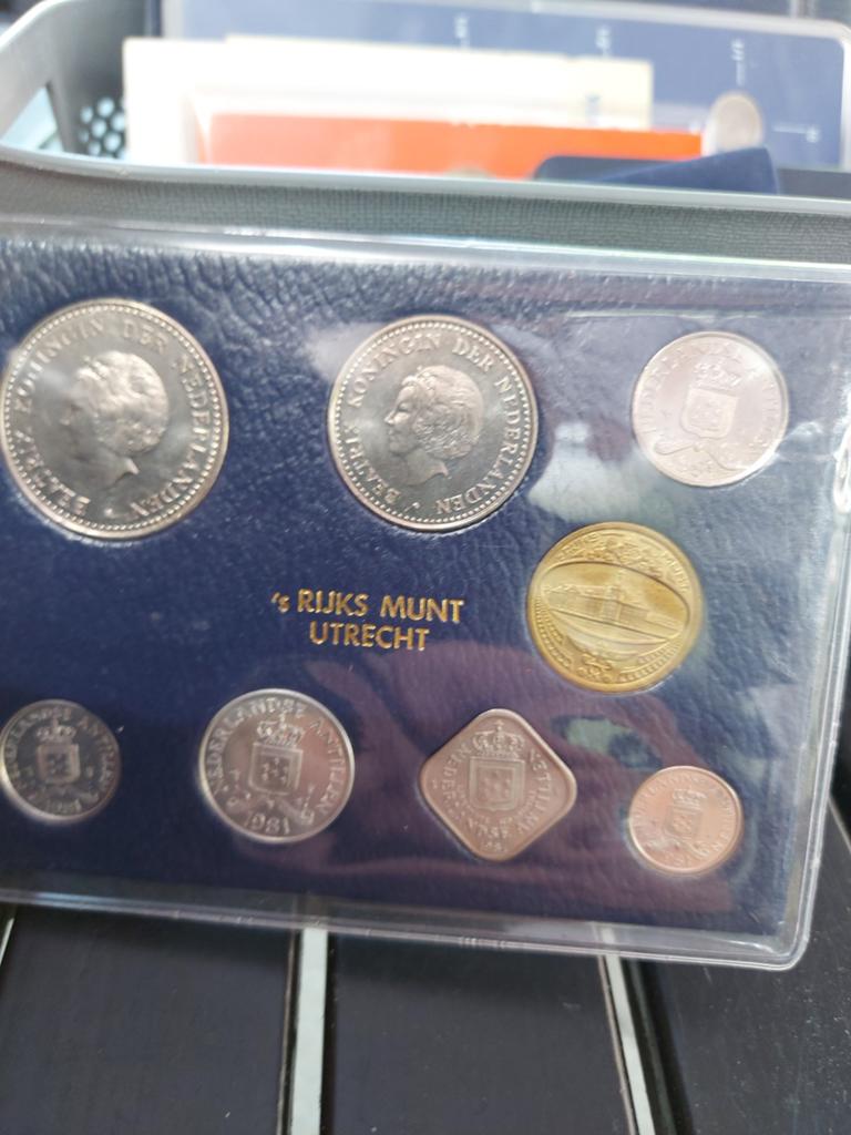 Nederlandse en Antilliaanse muntsets 1981, Ophalen of Verzenden, Koningin Beatrix, Overige waardes, Setje