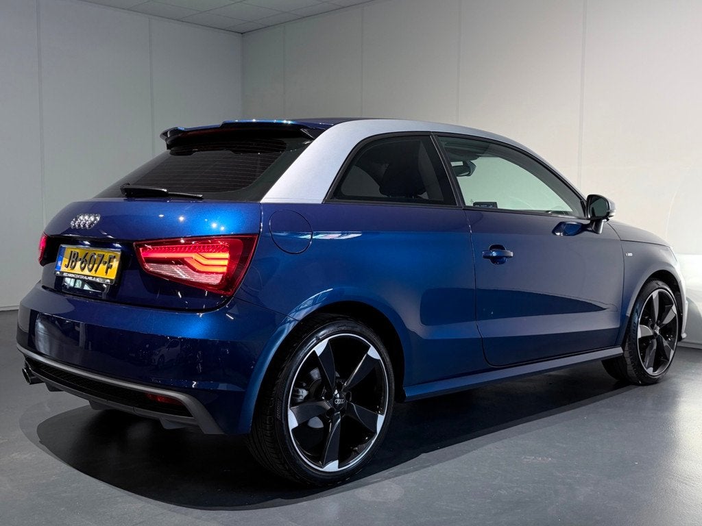 Audi A1 1.0 TFSI Adrenalin S-Line /Airco/Cruise/NAVI/LED/2-T, Auto's, Audi, Voorwielaandrijving, Stof, Euro 6, 95 pk