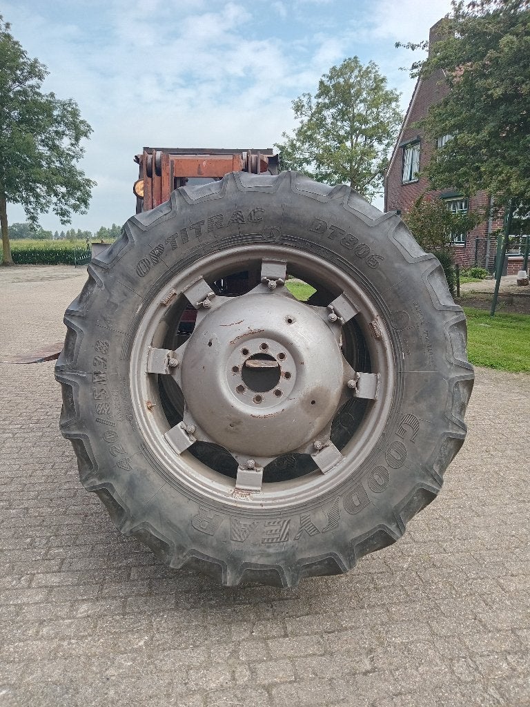 tractor banden 2 stuks, Ophalen of Verzenden