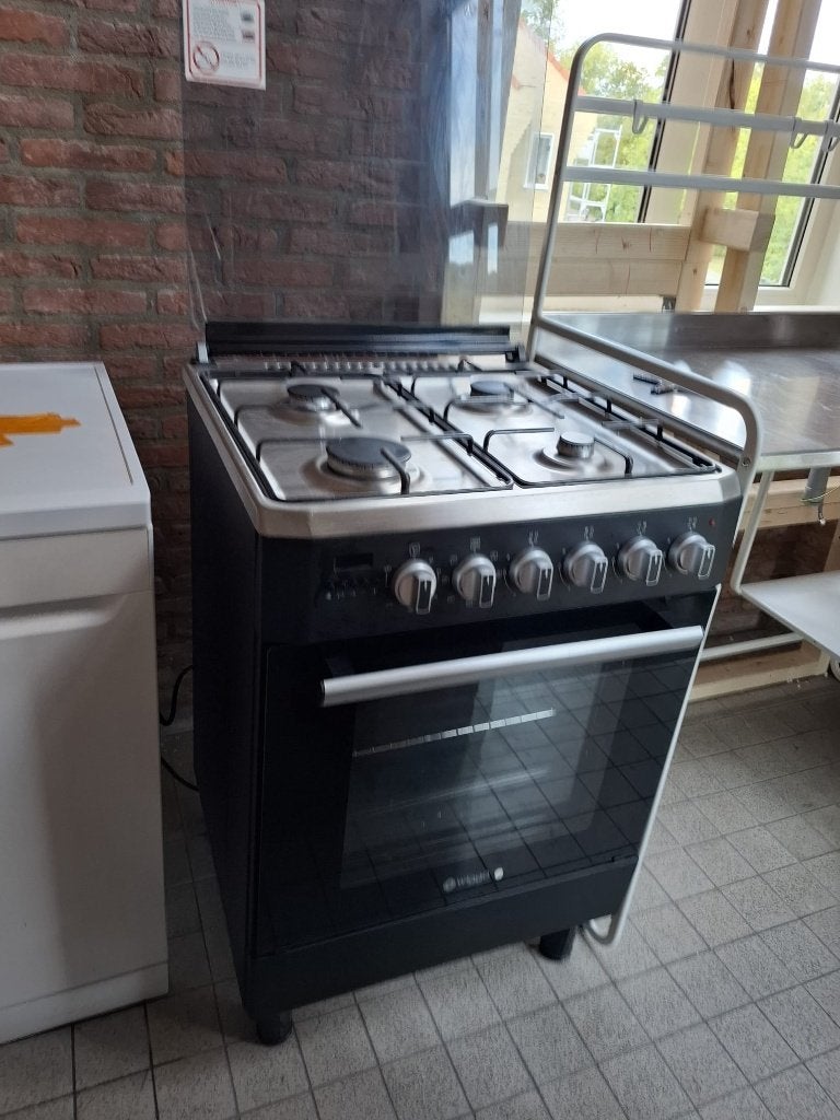 Wiggo Gasfornuis / Elektrische Oven (RVS/Zwart) - 60cm, Ophalen, 4 kookzones, Zo goed als nieuw, Energieklasse A of zuiniger