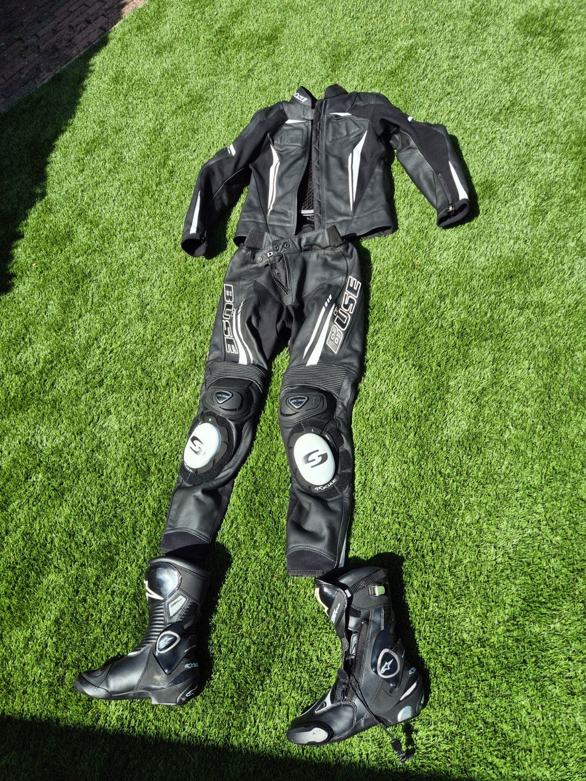 Büse leren motorpak (jas en broek) maat 36 met laarzen, Motoren, Kleding | Motorkleding, Jas | leer, Ophalen of Verzenden, Dames