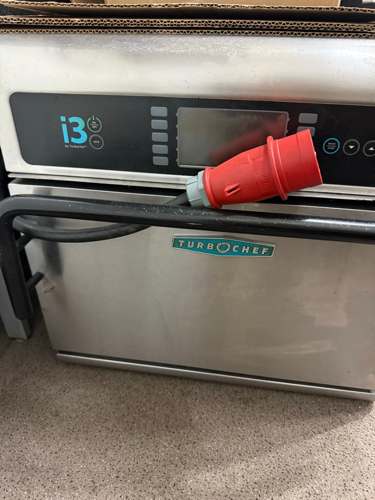 Turbochef i3 Horeca-oven - Snel en Efficiënt, 45 tot 50 cm, Horeca-oven, Hete lucht, 60 cm of meer