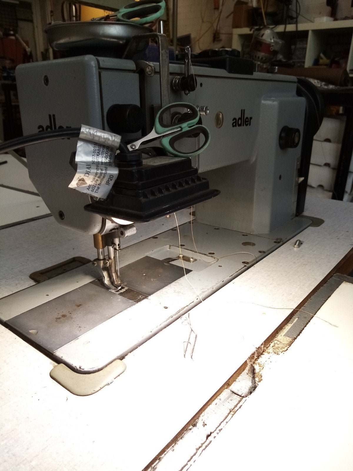 Adler 467 FA373G volautomatische Naaimachine met stappenmoto, Industrieel, Ophalen, Overige merken, Naaimachine