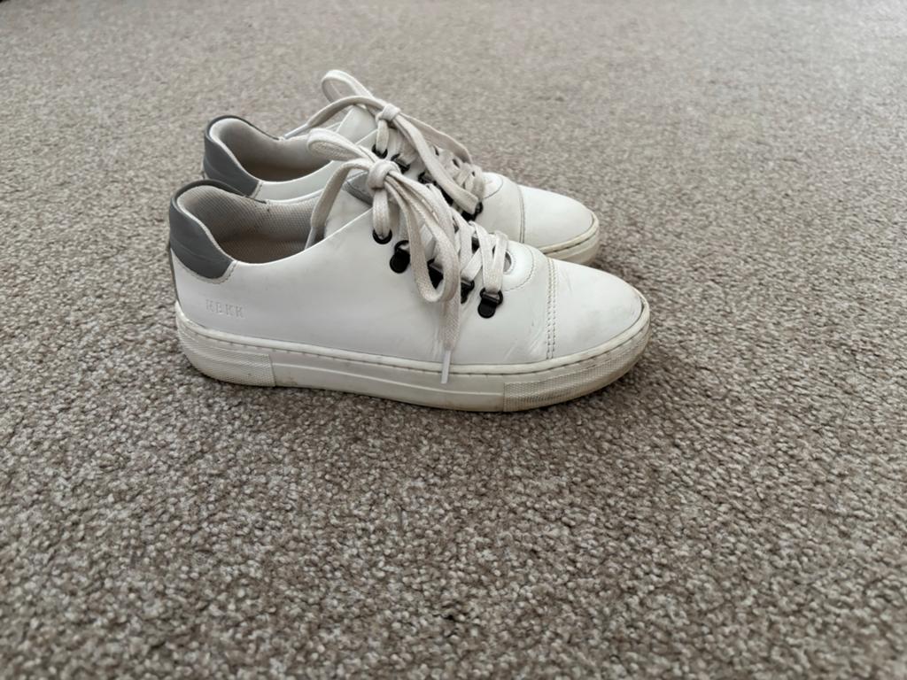 NUBIKK Lage sneakers wit maat 32, Ophalen of Verzenden, Zo goed als nieuw, Jongen of Meisje, Schoenen
