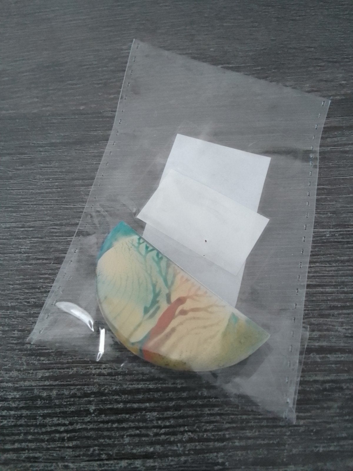 Unieke handgemaakte broche met abstract design, Ophalen, Overige materialen, 4 tot 7 cm, Overige kleuren