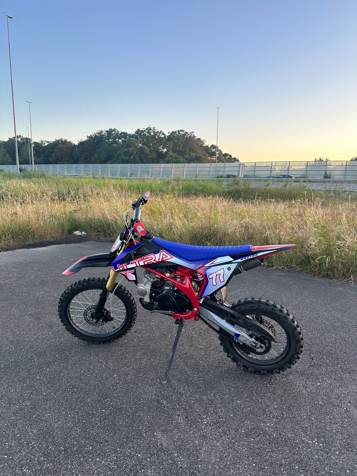 Crossmotor 125cc, Fietsen en Brommers, Brommers | Crossbrommers, Ophalen, Gebruikt, Overige merken