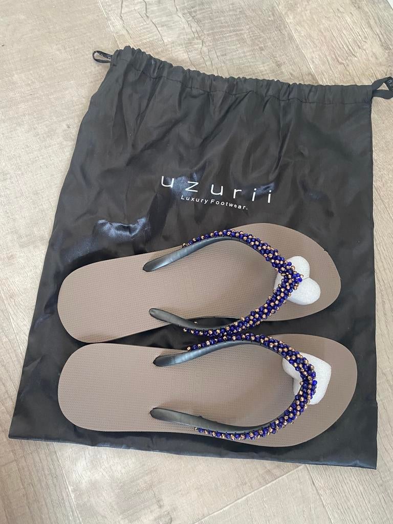 Slippers uzurii maat 41/42, Kleding | Dames, Slippers, Bruin, Nieuw, Ophalen of Verzenden