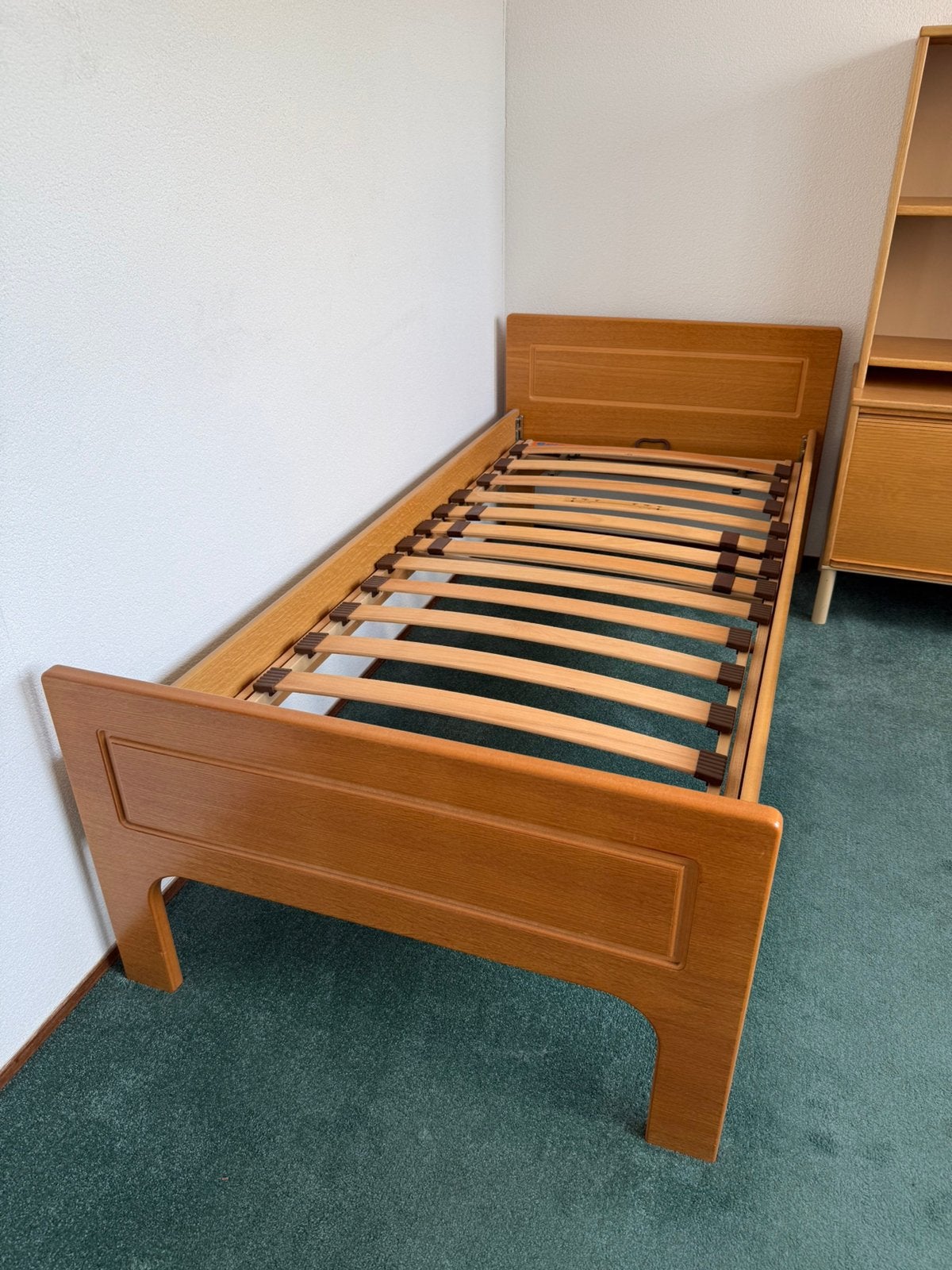 Seniorenbed 200x90 cm grenen, Ophalen, 90 cm, Eenpersoons, Zo goed als nieuw