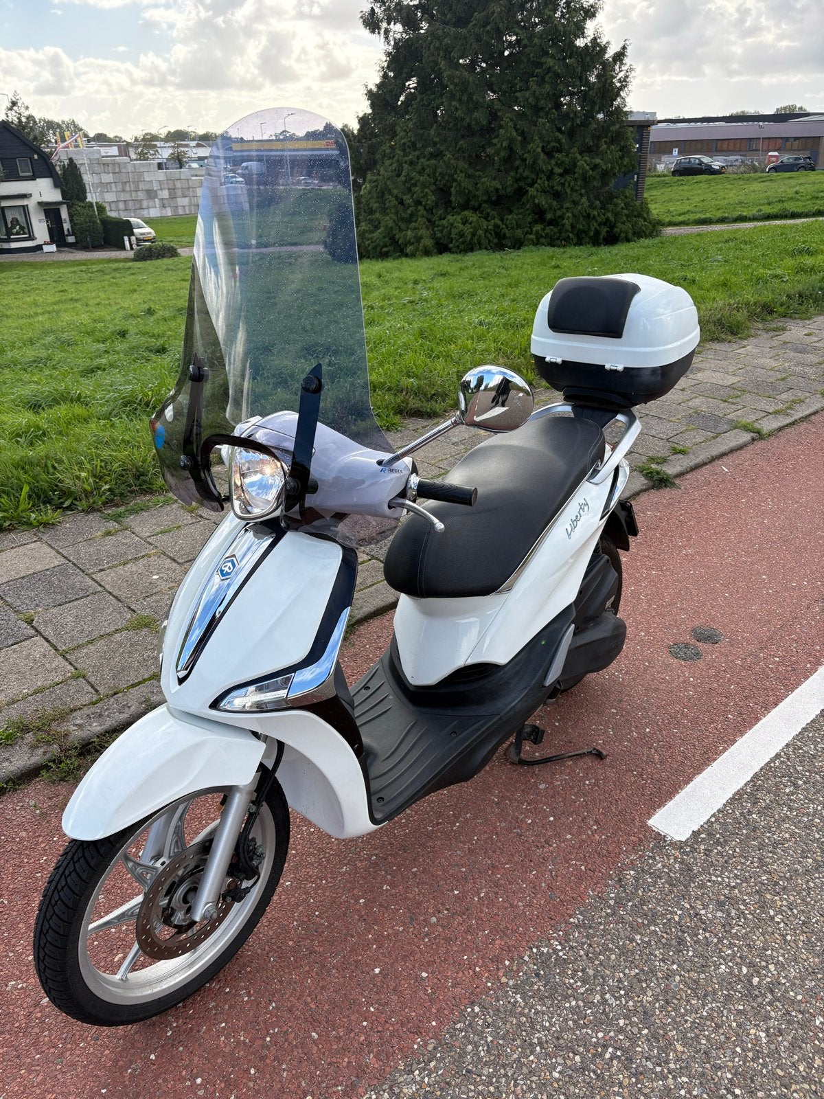 Piaggio Liberty S50 Bromfiets 2019 - vol in de opties, Fietsen en Brommers, Scooters | Piaggio, Ophalen, Overige modellen, Maximaal 45 km/u