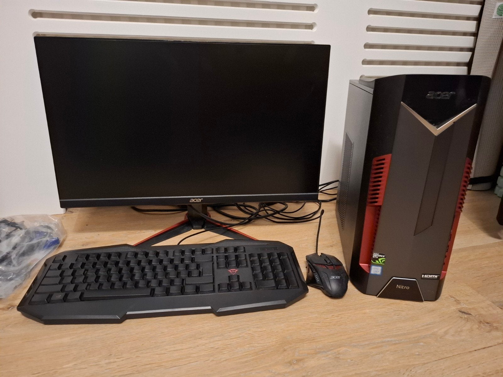Acer Nitro N50-600 Gaming PC met Monitor, Toetsenbord Muis, Computers en Software, Desktop Pc's, Ophalen, Met monitor, Gaming