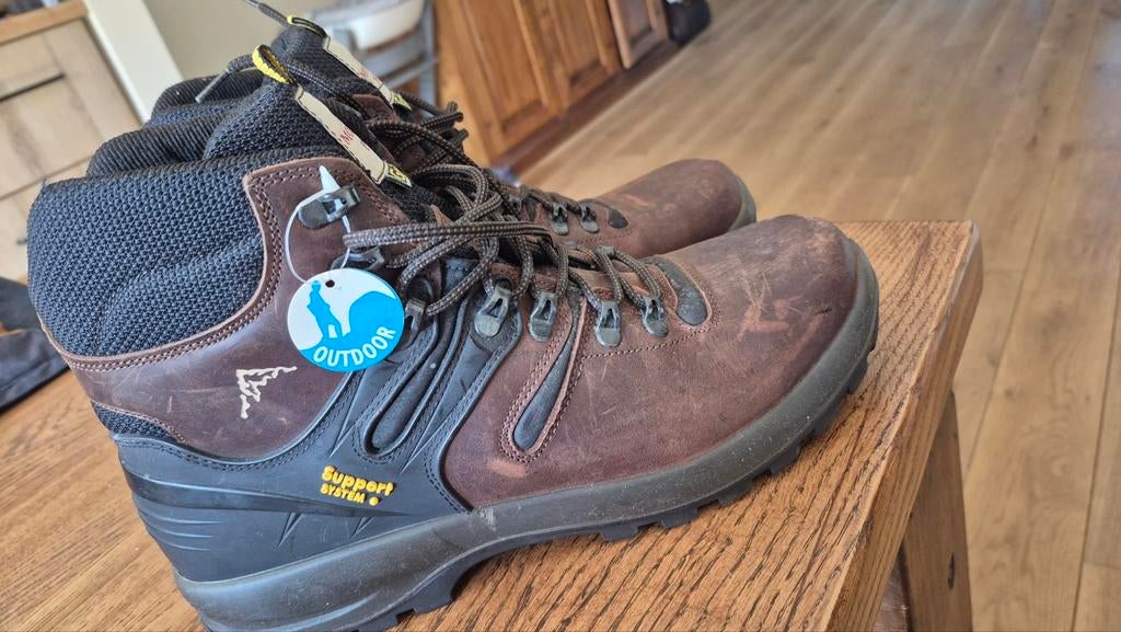 Heren schoenen stevig model boots 46 verkocht, Ophalen of Verzenden, Bruin, Boots