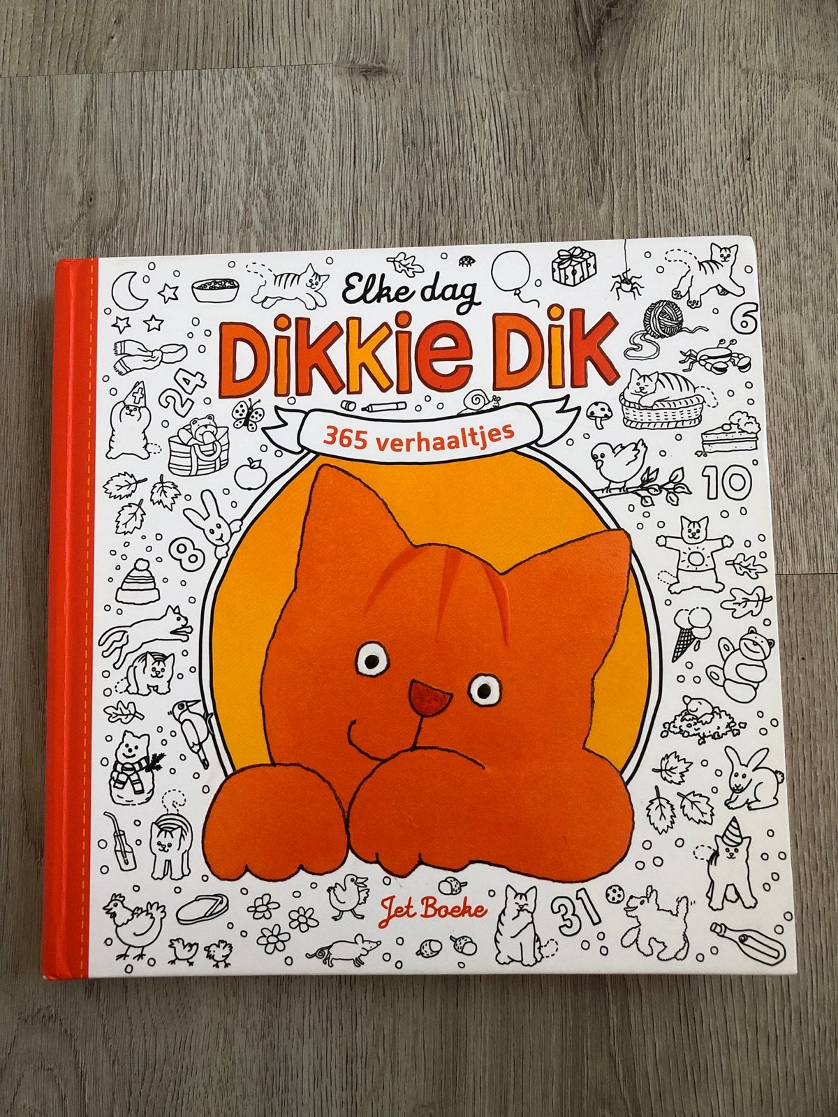Elke dag Dikkie Dik: 365 verhaaltjes - Jet Boeke, Ophalen of Verzenden, Zo goed als nieuw