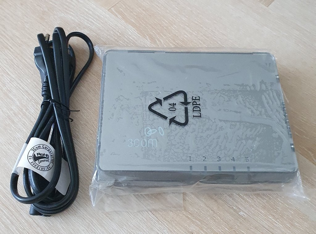 3Com 5-poorts Ethernet Switch - Nieuw in verpakking, Computers en Software, Verzenden, Nieuw