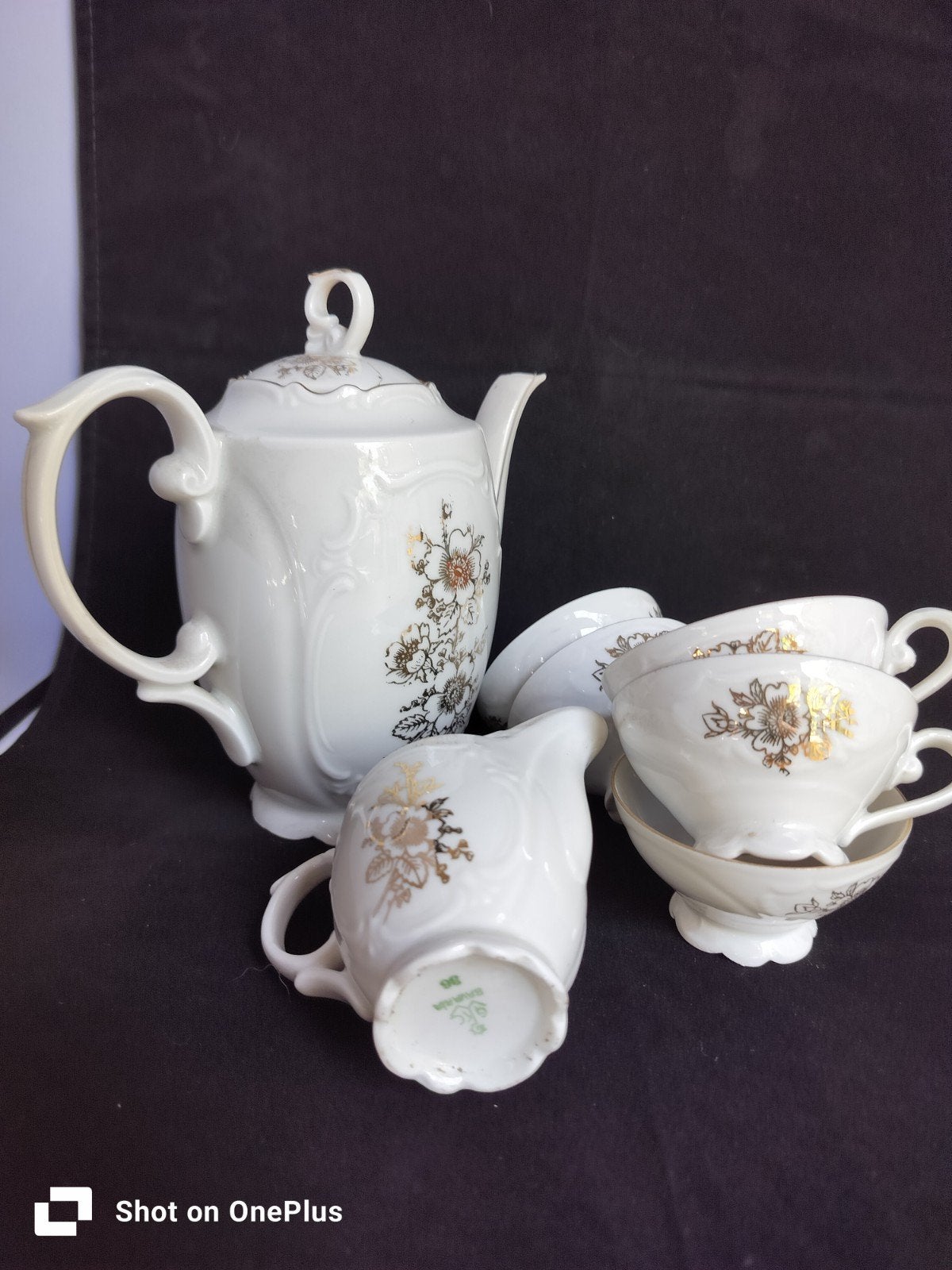 7-delig Bavaria theeservies met gouden bloemmotief, Antiek en Kunst, Antiek | Servies compleet, Ophalen of Verzenden