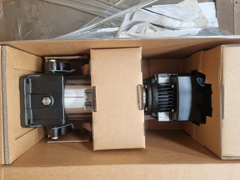 Grundfos CR10-04 nieuw in doos, Ophalen