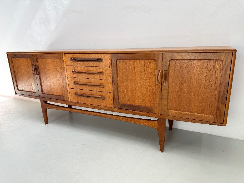 Vintage dressoir G-Plan., Huis en Inrichting, Ophalen of Verzenden, Zo goed als nieuw, 25 tot 50 cm, 150 tot 200 cm