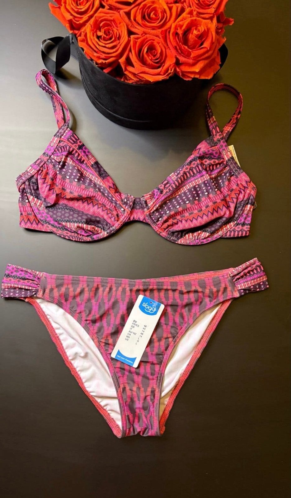 Sloggi bikini 85C/L - Nieuw met kaartjes, Verzenden, Nieuw, Meerkleurig, Bikini