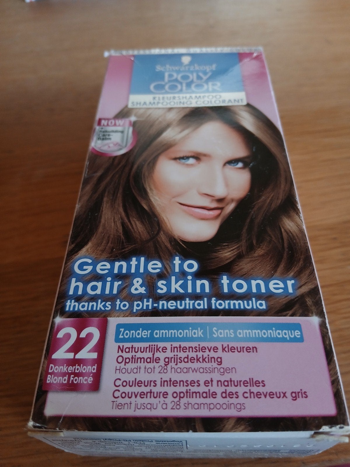 Schwarzkopf Poly Color Kleurshampoo - Donkerblond, Sieraden, Tassen en Uiterlijk, Ophalen of Verzenden, Nieuw, Shampoo of Conditioner