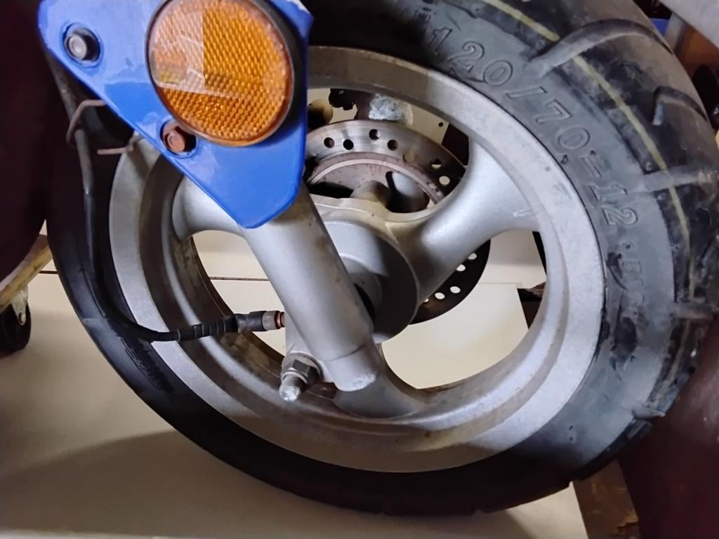 Velgen set scooter 12 inch met goede band 120 / 70 - 12, Fietsen en Brommers, Brommeronderdelen | Scooters, Ophalen of Verzenden