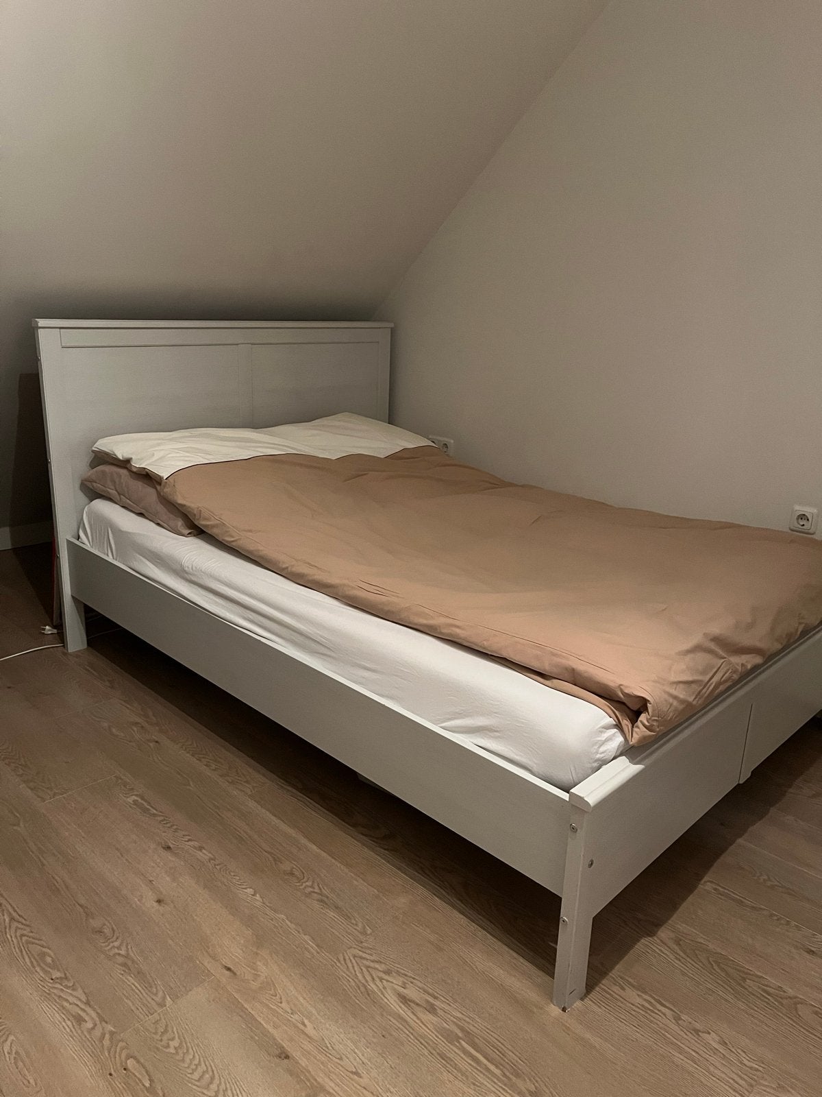 Tweepersoonsbed Ikea met lattenbodem - 140x200 cm, Huis en Inrichting, Ophalen, Gebruikt, Tweepersoons, 140 cm