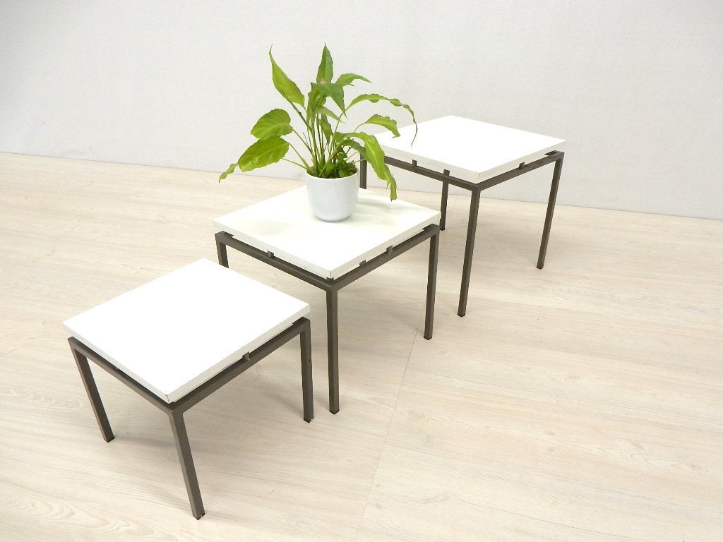 retro vintage bijzettafel jaren 60 / 70 plantentafel mimiset, 45 tot 60 cm, Minder dan 55 cm, Gebruikt, .