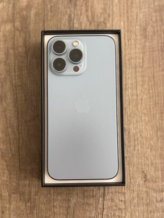 iPhone 13 Pro Max 256GB Sierra Blue, Telecommunicatie, Mobiele telefoons | Apple iPhone, 256 GB, Blauw, 77 %, Ophalen of Verzenden