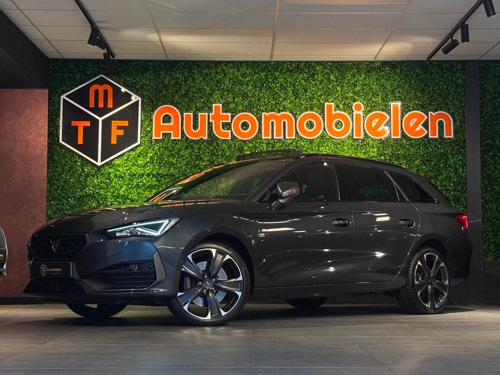CUPRA Leon Sportstourer 1.4 e-Hybrid |PROPVOL|PANO|ACC|LANEA, 77 km/l, Gebruikt, 4 cilinders, Leon