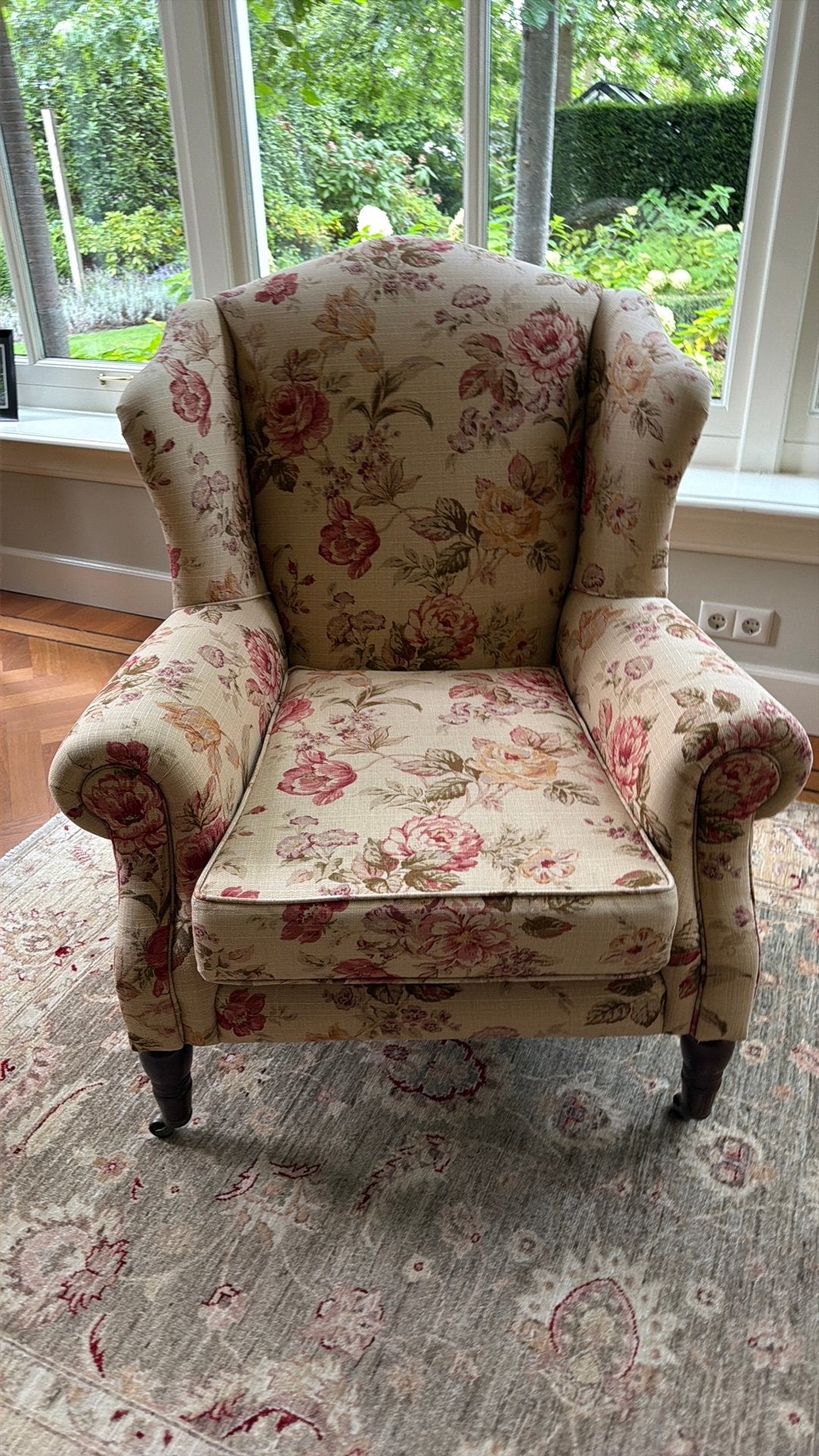 Mooie bloemen stoel in goede staat, Huis en Inrichting, Fauteuils, Ophalen, Gebruikt, Klassiek, 75 tot 100 cm