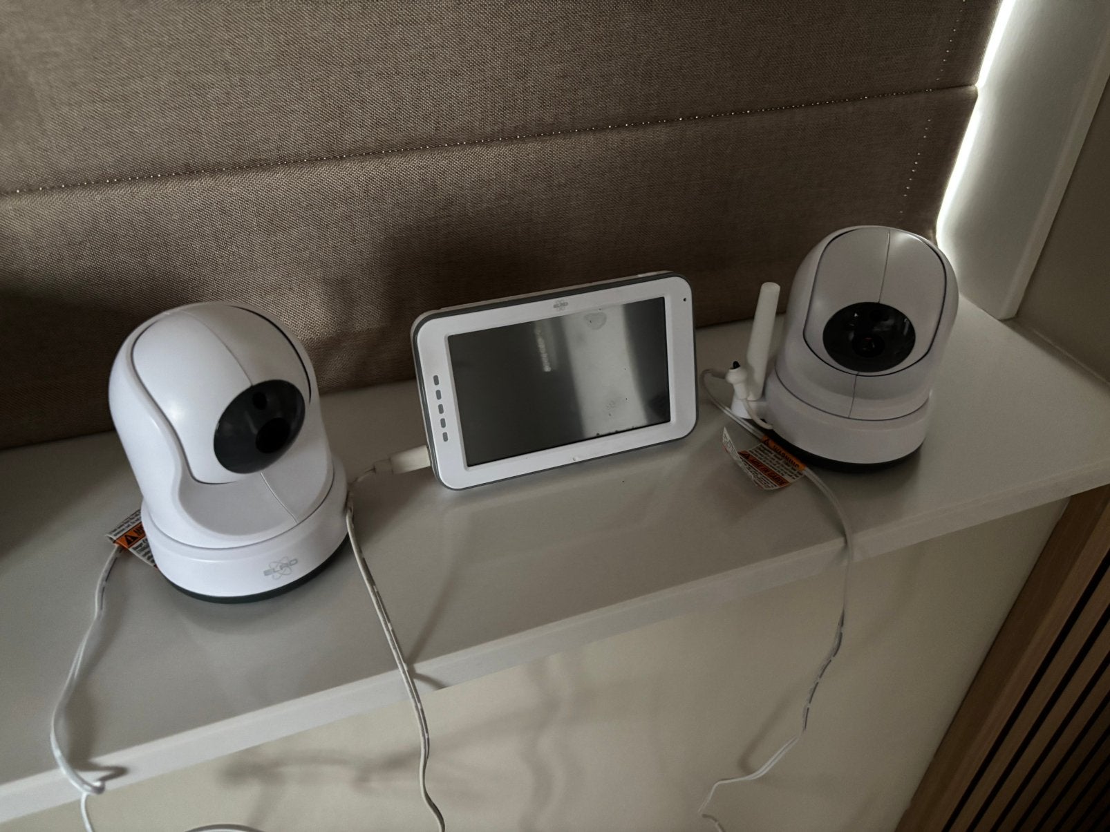 Elro babyfoon met 2 camera’s en schermpje, Ophalen of Verzenden, Zo goed als nieuw, 250 meter of meer, Camera