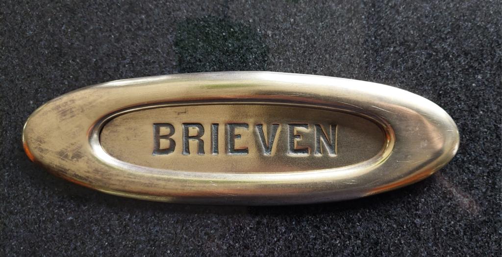 Oude Koperen Brievenbusplaat - Vintage Stijl, Huis en Inrichting, Deurbellen, Ophalen of Verzenden, Gebruikt