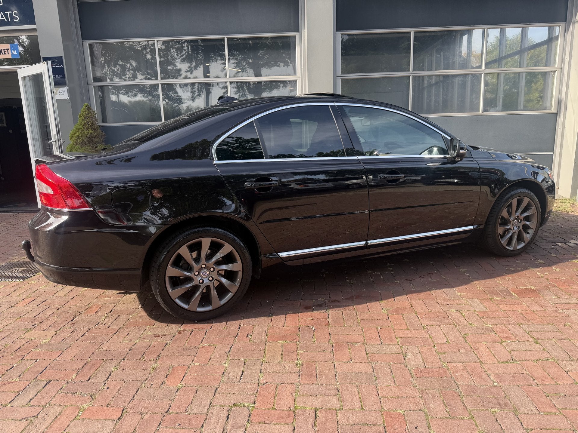 Volvo S80 2.0 D3 Summum Bj 2012 164pk Leer,18Inch,Navi,Cruis, Auto's, Gebruikt, Beige, 1984 cc, Zwart