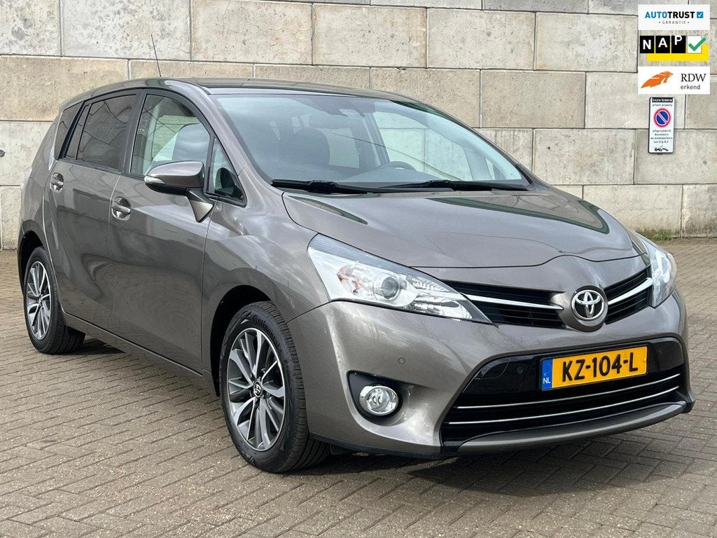 Toyota Verso 1.8 VVT-i DynamicAUTOMAAT,AIRCO,HOGE INSTAP, Auto's, Gebruikt, 4 cilinders, Origineel Nederlands, Parkeersensor