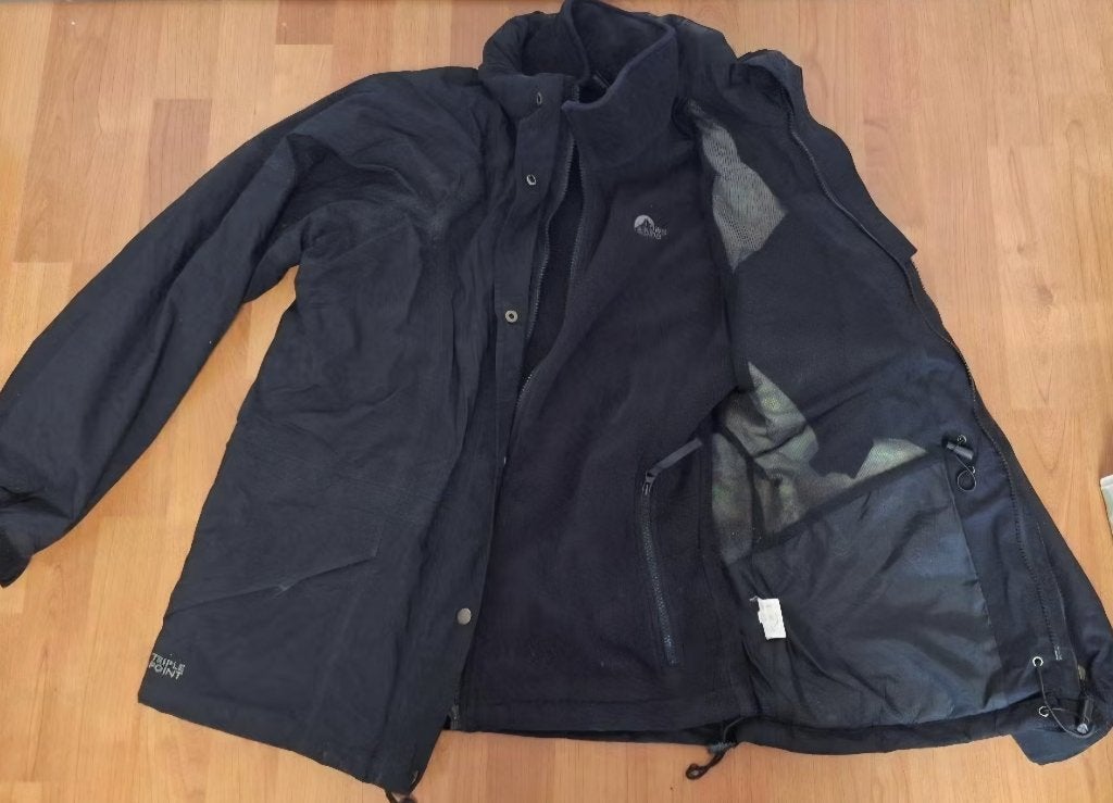 Zwarte Lowe Alpine 2 in 1 jas maat: medium, Maat 38/40 (M), Zwart, Lowe Alpine, Ophalen of Verzenden