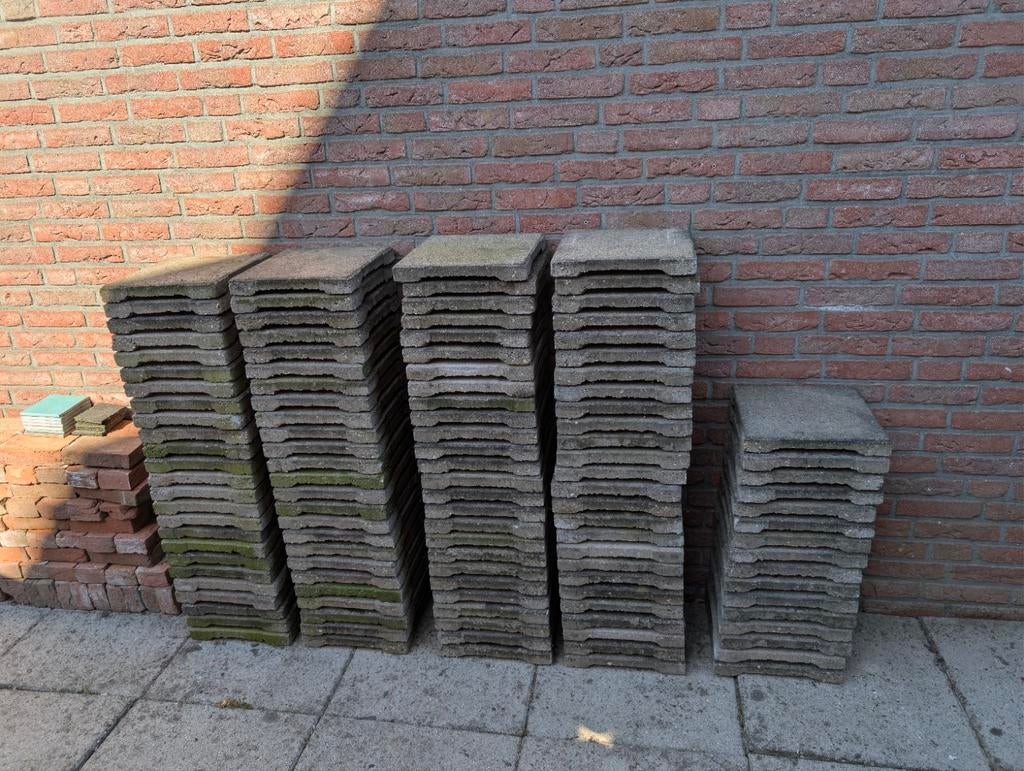 Drain tegels afkomstig van dak terras, Overige materialen, Gebruikt, Ophalen of Verzenden, 20 tot 40 cm