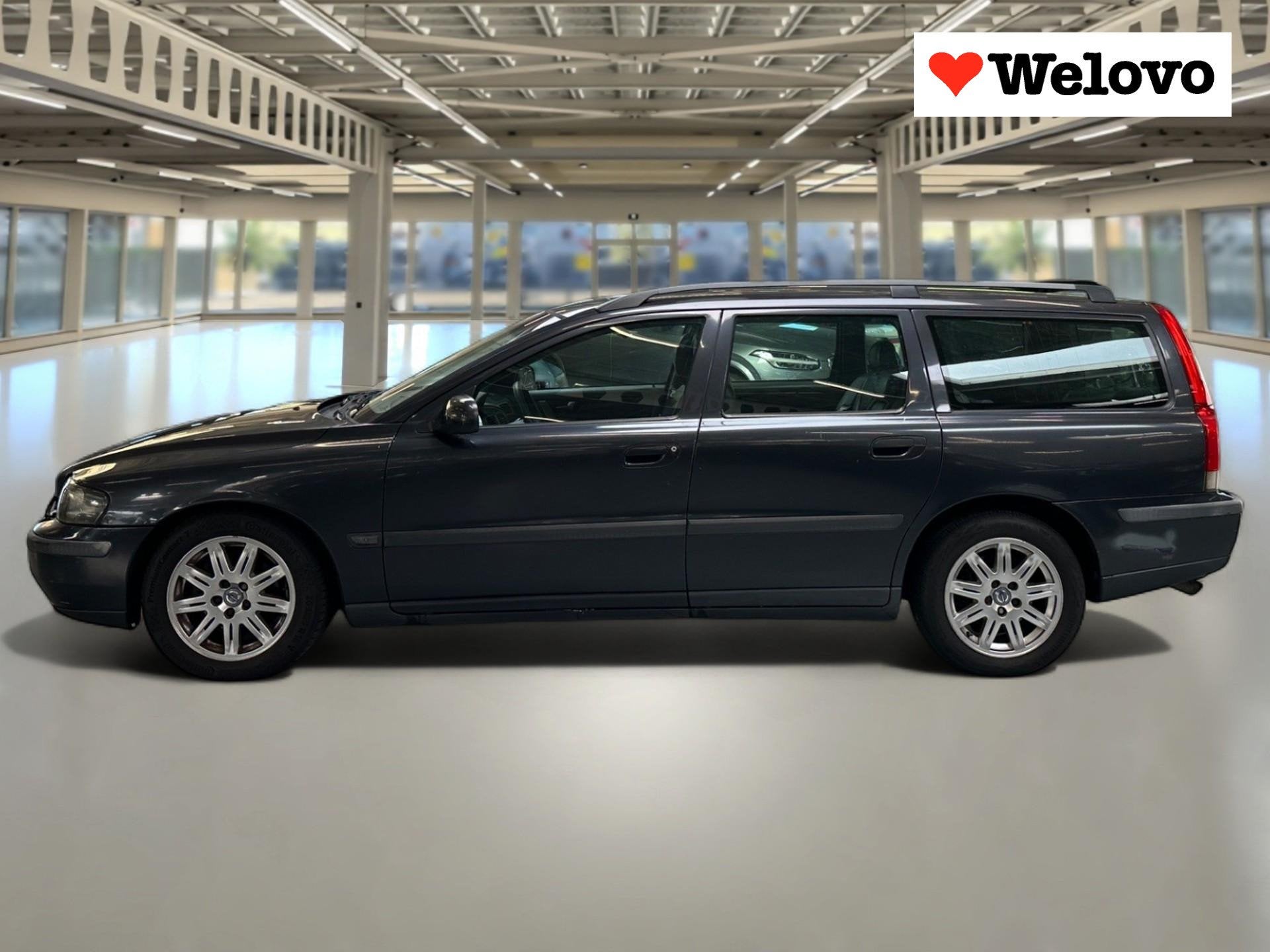 Volvo V70 2.4 Comfort Line Altijd 20 v70's op voorraad , Nie, Stof, Verwarmde buitenspiegels, 2435 cc, 170 pk
