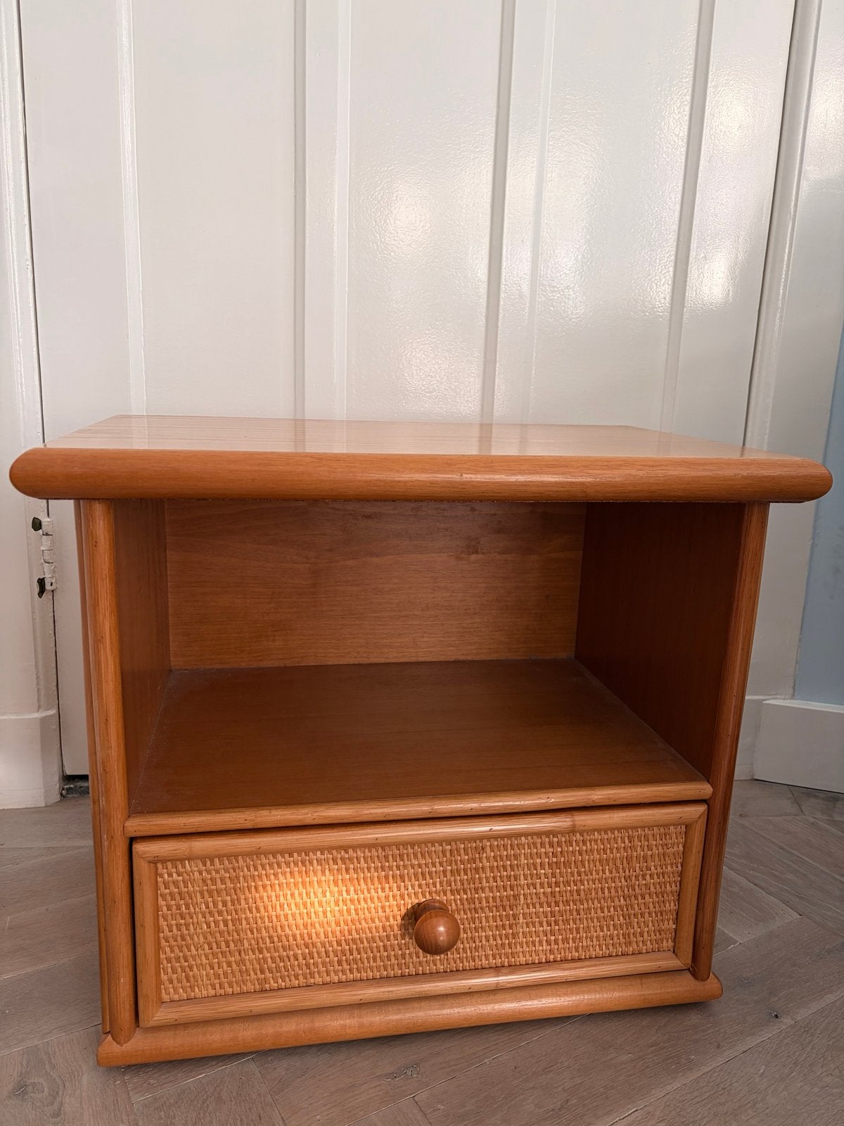 Vintage Nachtkastje Bohemian Stijl met Rotan Lade, Ophalen, Gebruikt, Minder dan 45 cm, Minder dan 55 cm
