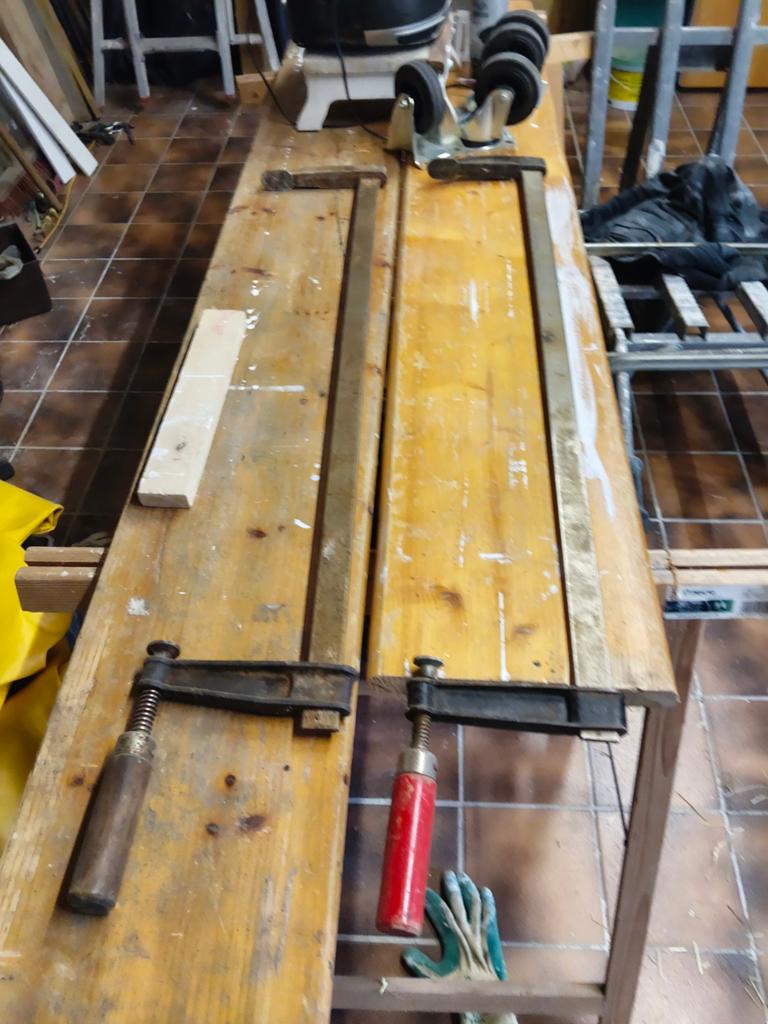 Lijmklemmen €5.00 per stuk.  Klemmaat 80 cm, Doe-het-zelf en Verbouw, Gereedschap | Handgereedschap, Ophalen
