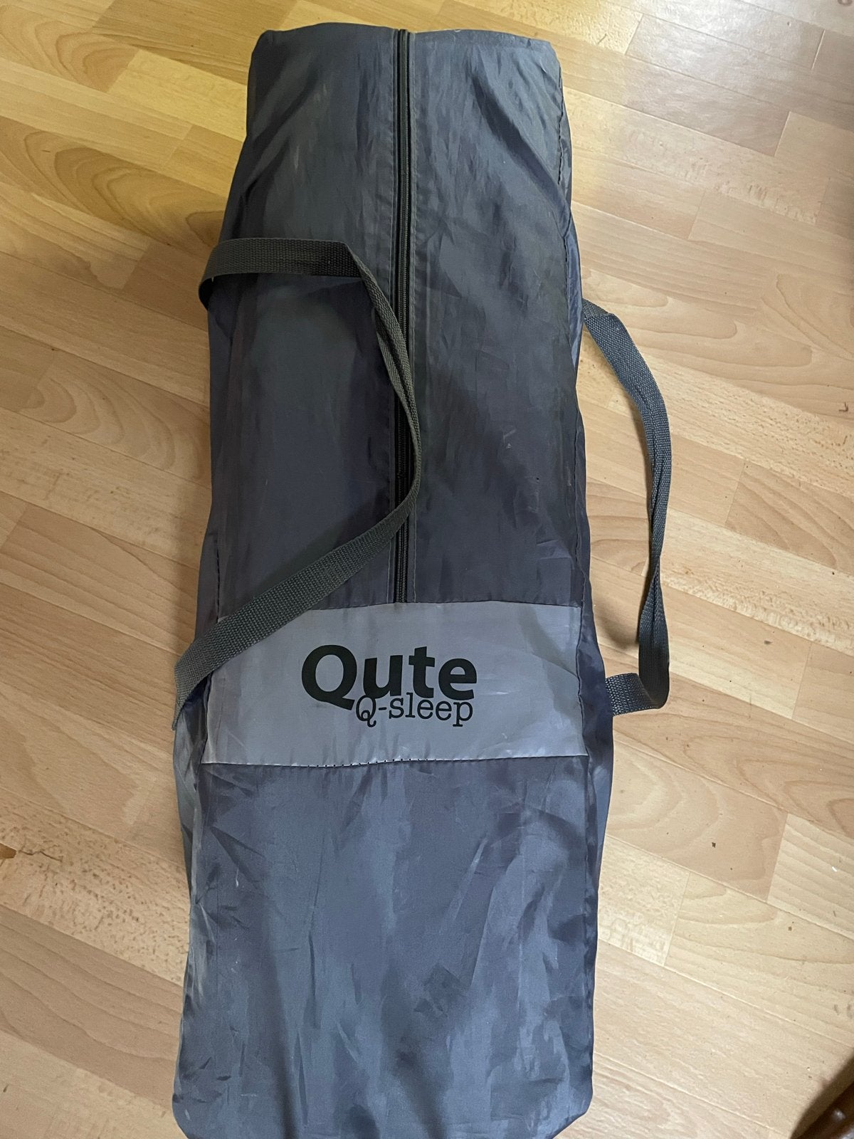 Qute Q-sleep Reisbedje - Grijs, Ophalen, Gebruikt, Reisbedje