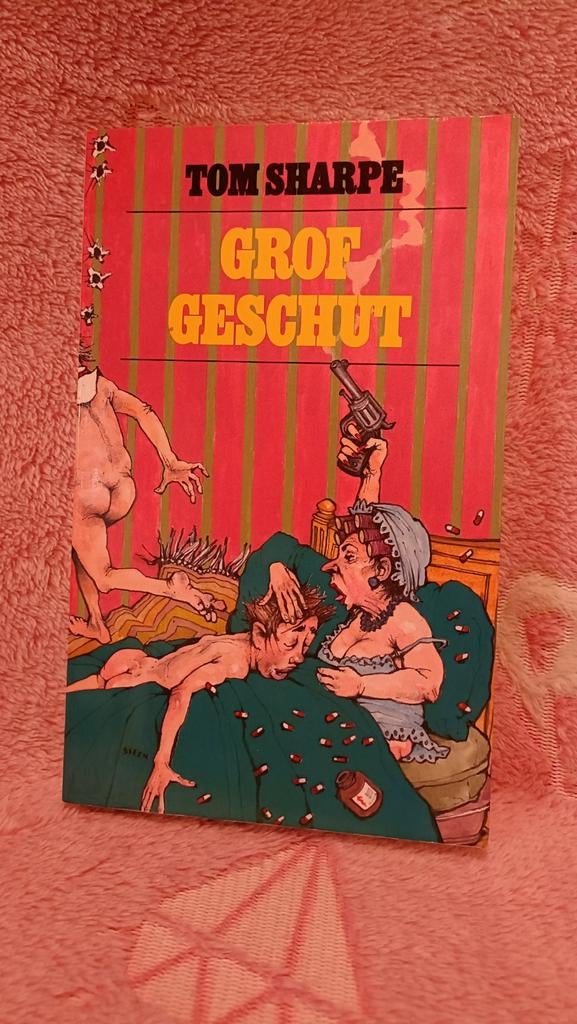 Sharpe, Tom - Grof geschut, Boeken, Literatuur, Zo goed als nieuw, Europa overig, Ophalen of Verzenden