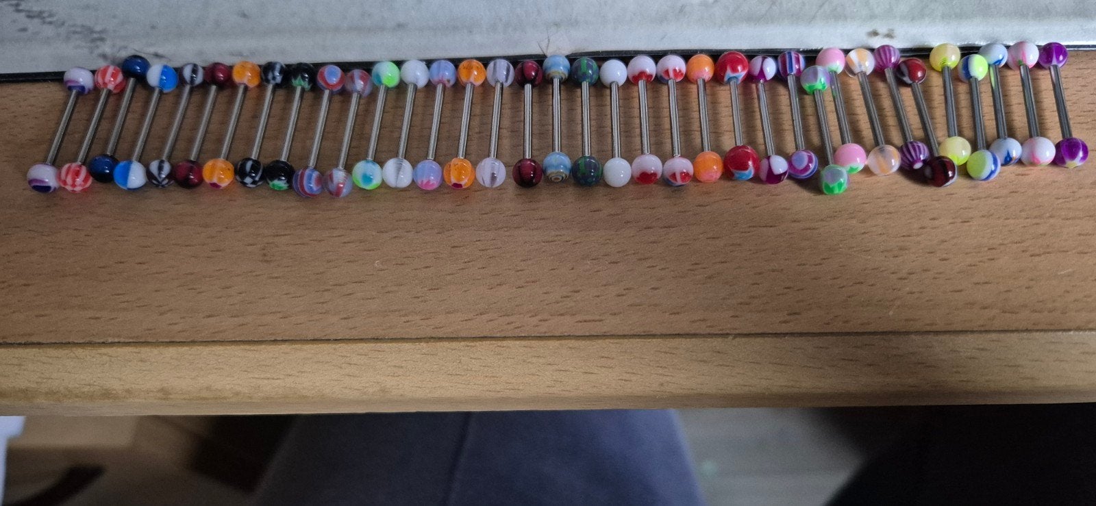 diverse pierings ( tong, navel, oorbellen etc ) op is op, Ophalen of Verzenden, Nieuw, Staal