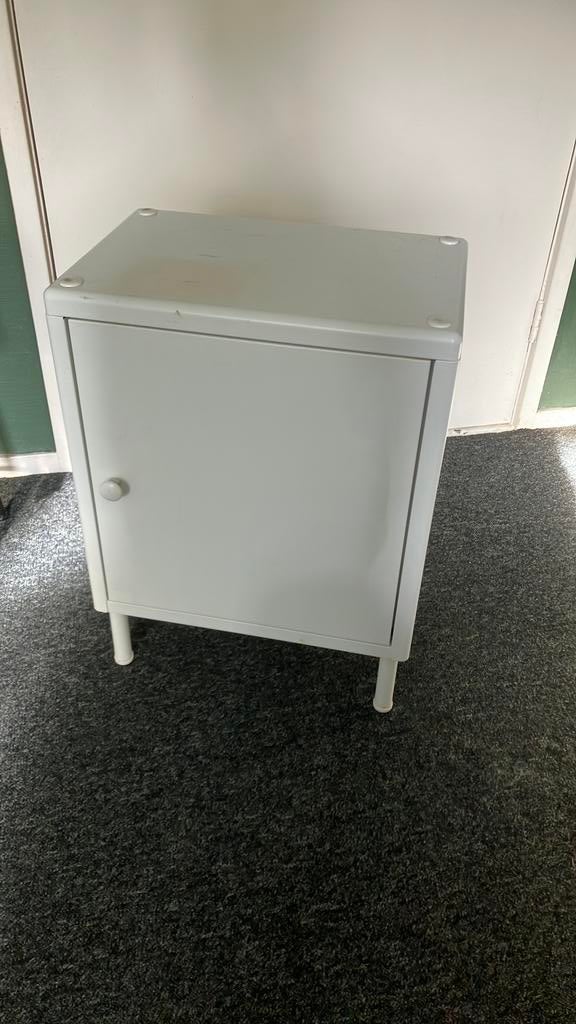 Leuk metalen nachtkastje ikea 1999 lockerkastje, Ophalen, Gebruikt
