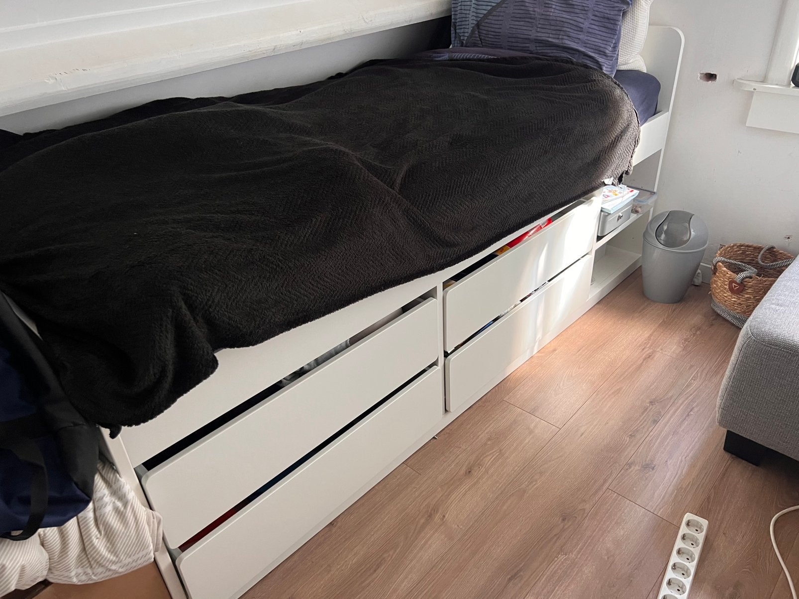 Släkt bed, Huis en Inrichting, Ophalen, Zo goed als nieuw, Eenpersoons, Hout