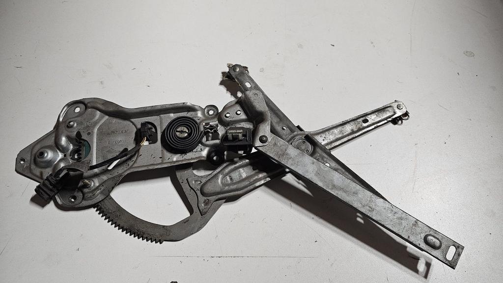 Raammechaniek rechtsvoor zonder motor BMW 5-serie E34 513219, Gebruikt, -, -, Ophalen of Verzenden