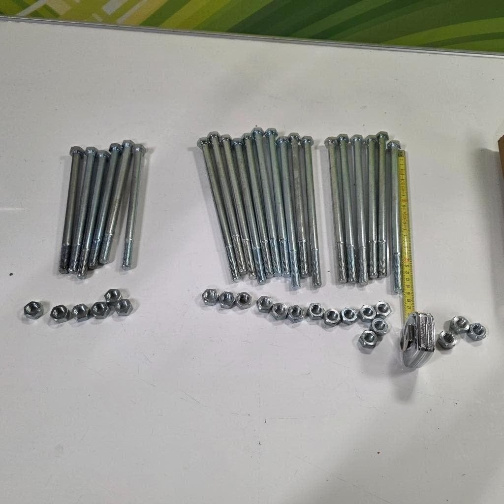 16 nieuwe lange  M12 bouten 250 mm met moeren, 100 tot 250 mm, Nieuw, Ophalen of Verzenden, X